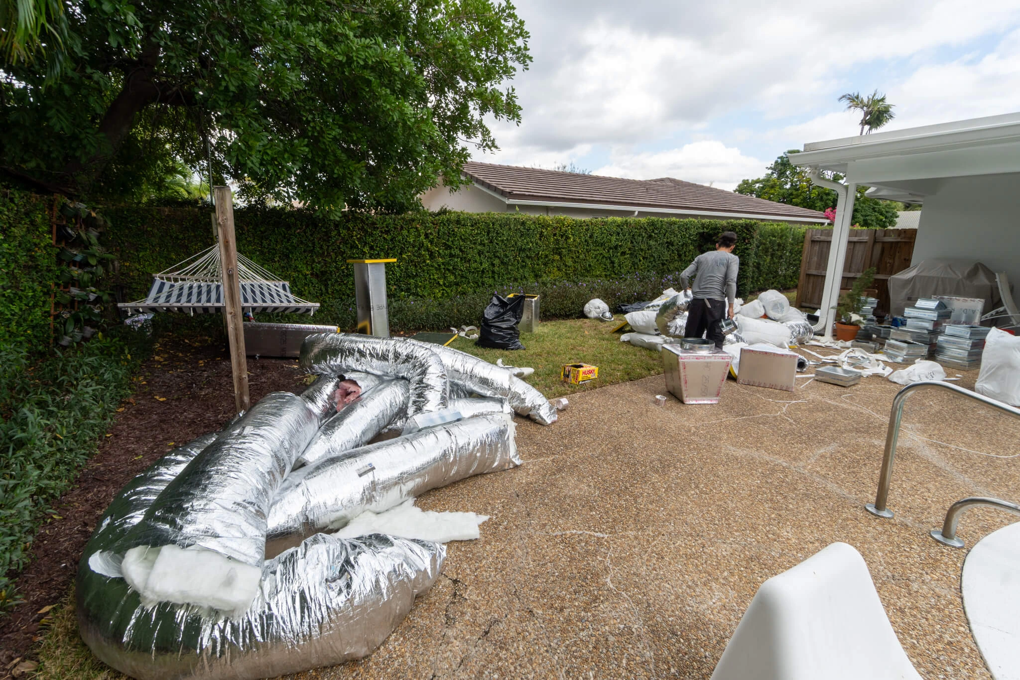 Brisk Air doing AC installation Coral Springs outside