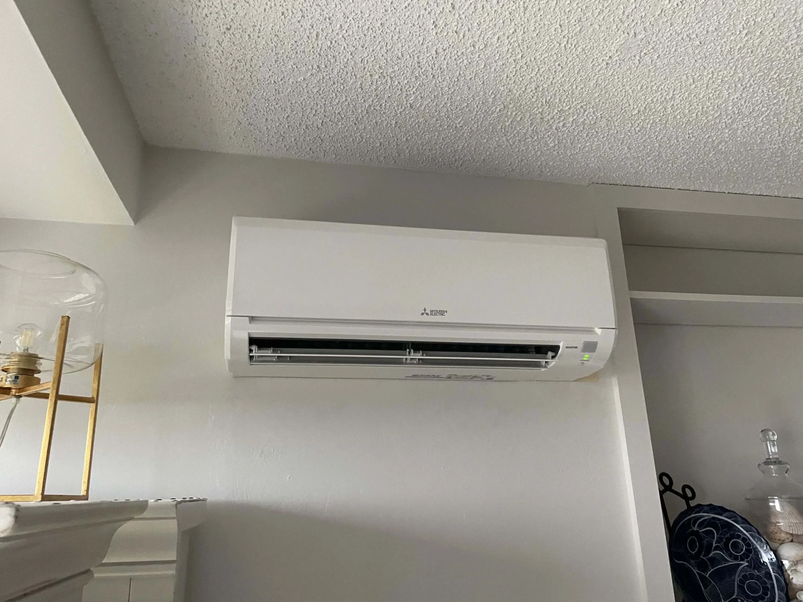 ac-unit-needs-air-conditioning-repair-Coral-Springs