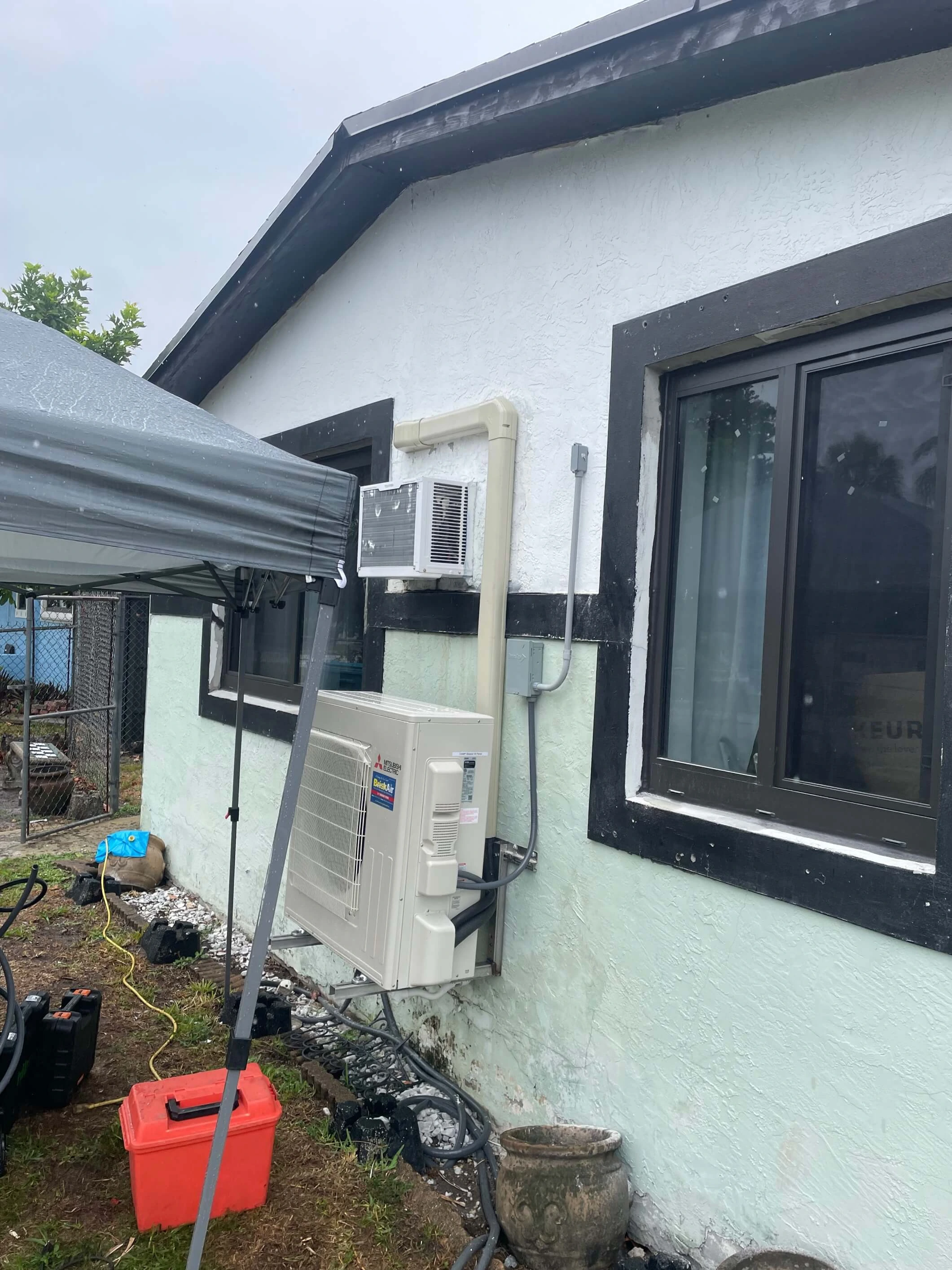 white AC outside after air conditioning service Coral Springs FL